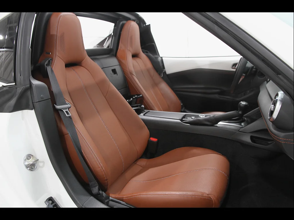 2023 Mazda MX-5 Miata RF Grand Touring | CarEdge | CarEdge