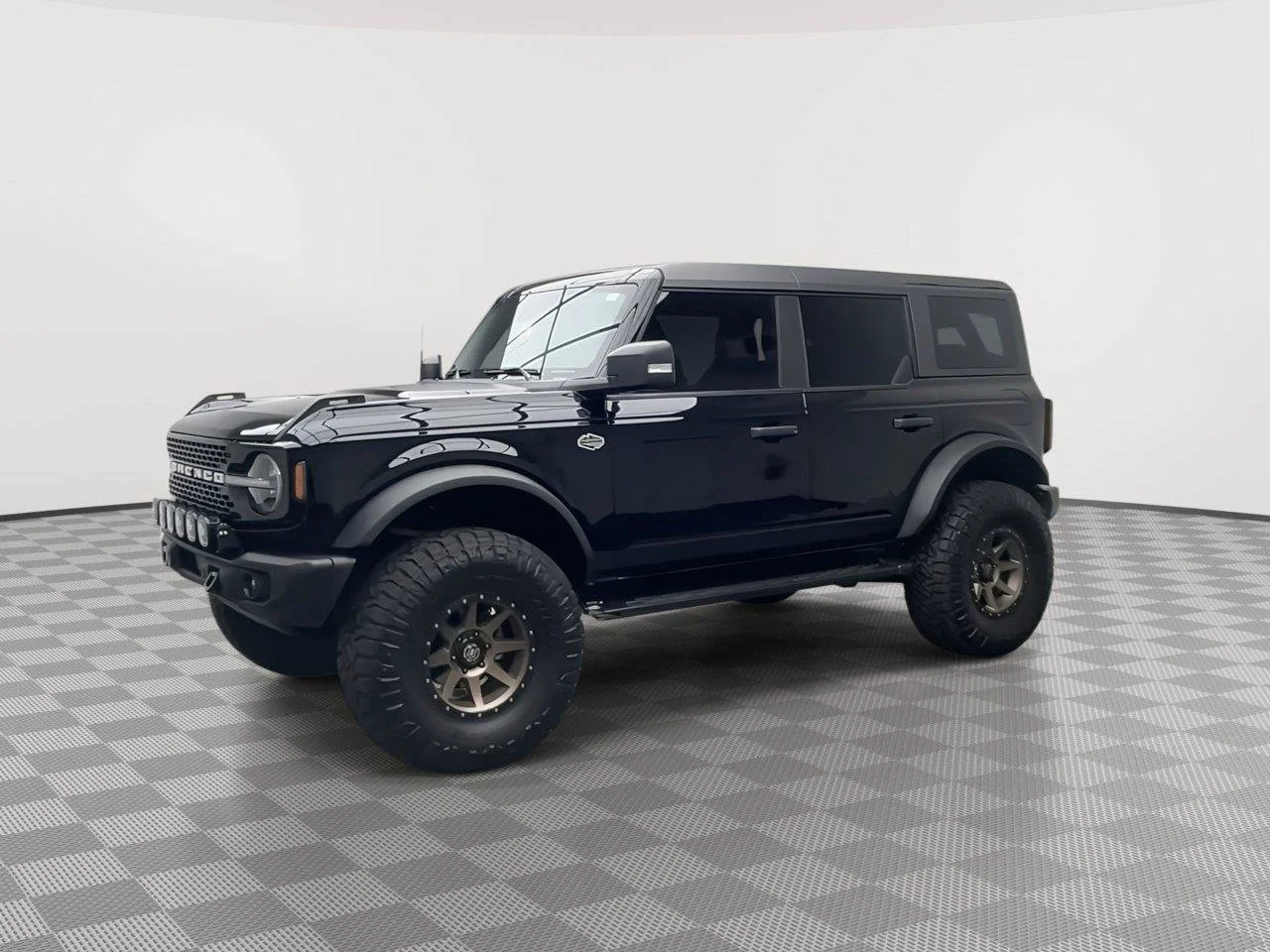 Used 2023 Black Ford Wildtrak image 33