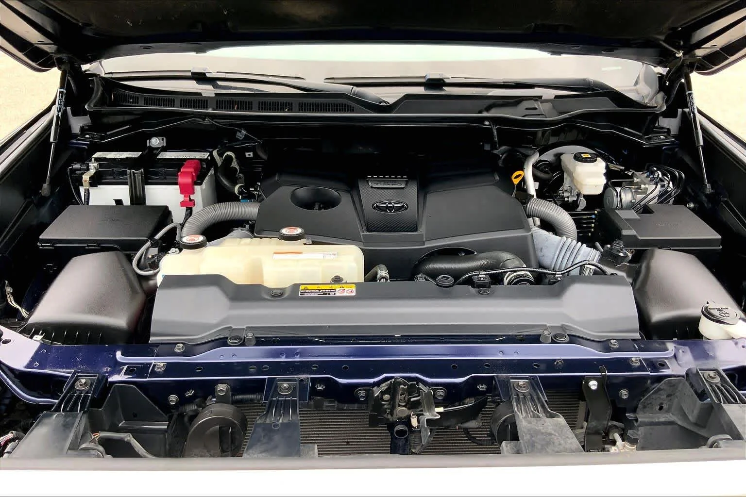 Used 2023 Blueprint Toyota Limited image 31