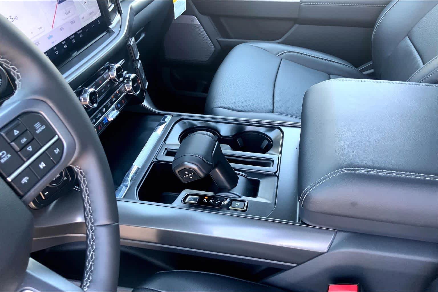 New 2026 Agate Black Metallic Ford Lariat® image 7