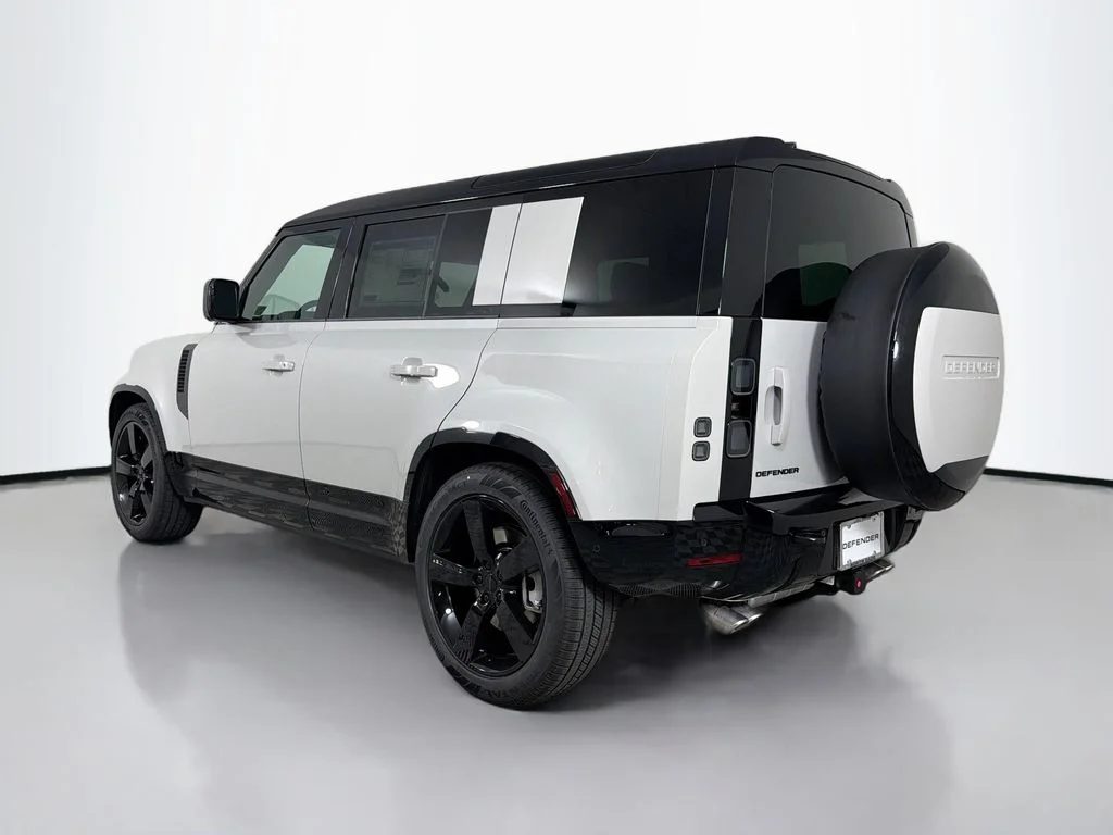 New 2026 Borasco Grey Land Rover X-Dynamic SE image 7
