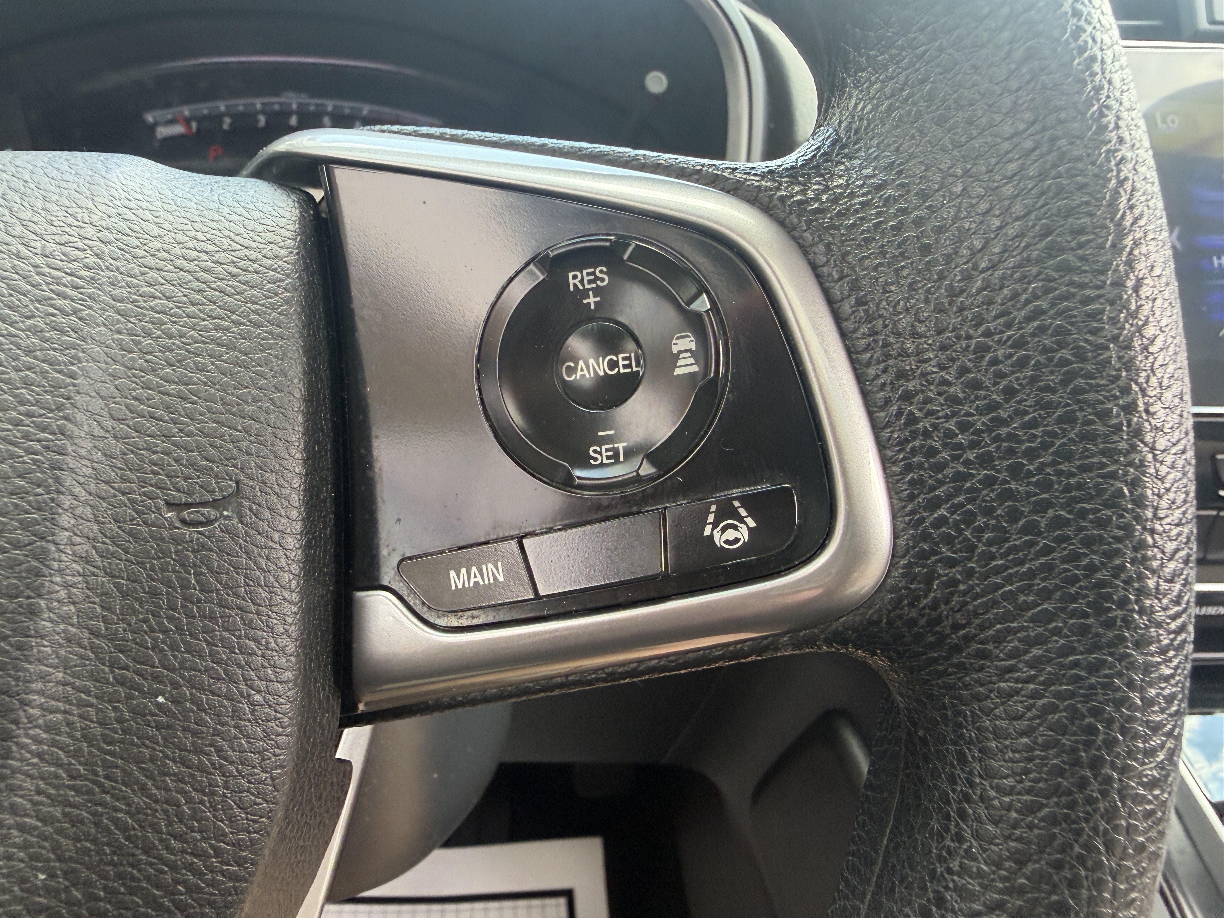 Used 2021 Platinum White Pearl Honda EX image 27