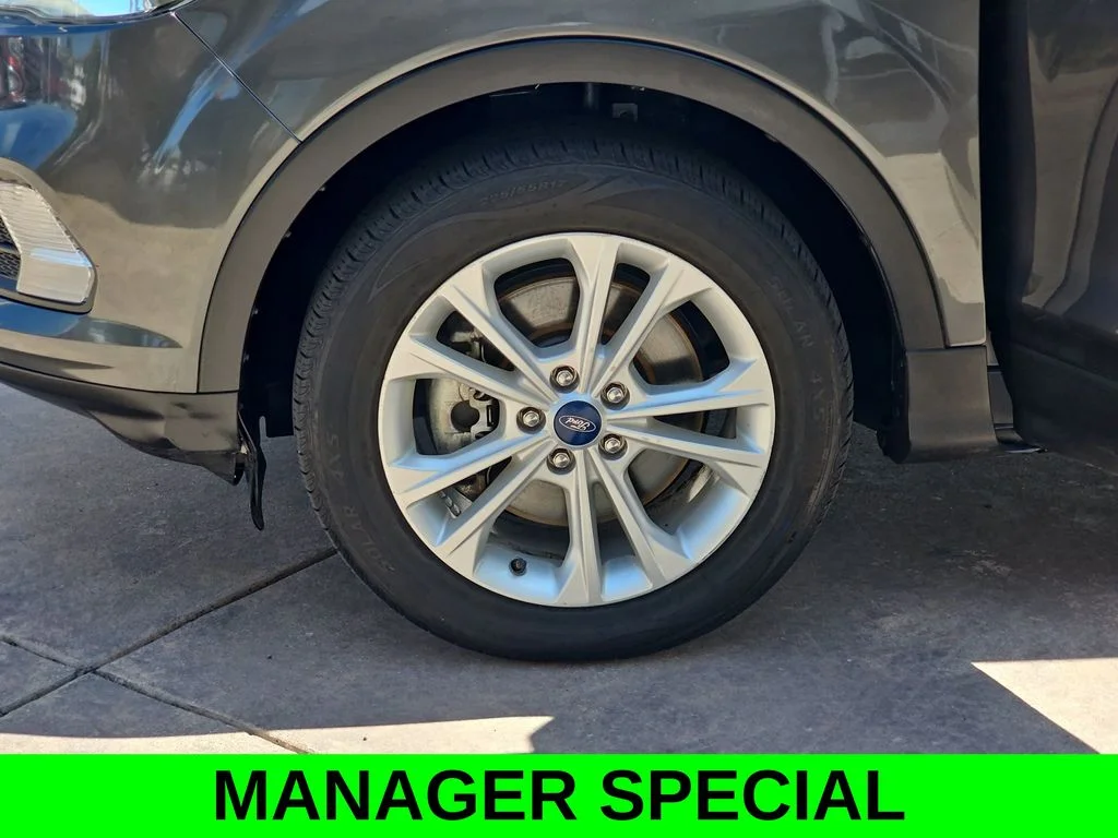 Used 2019 Gray Ford SEL image 35