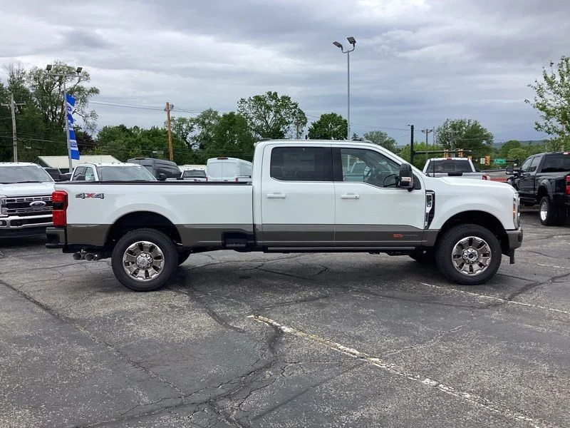 New 2026 Star White Metallic Tri-Coat Ford F-350® King Ranch® image 8