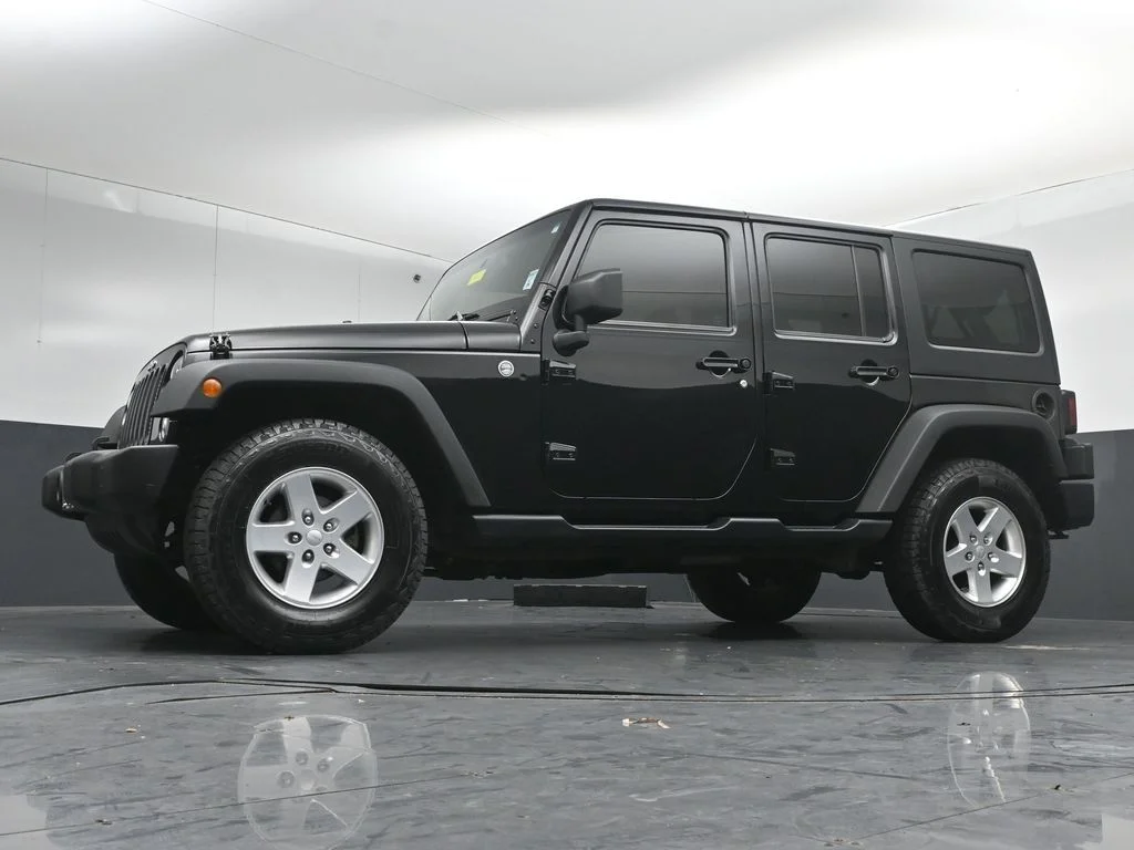 Used 2015 Black Jeep Unlimited Sport image 37