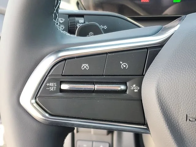 New 2026 Summit White Chevrolet LT - Extended Range image 21