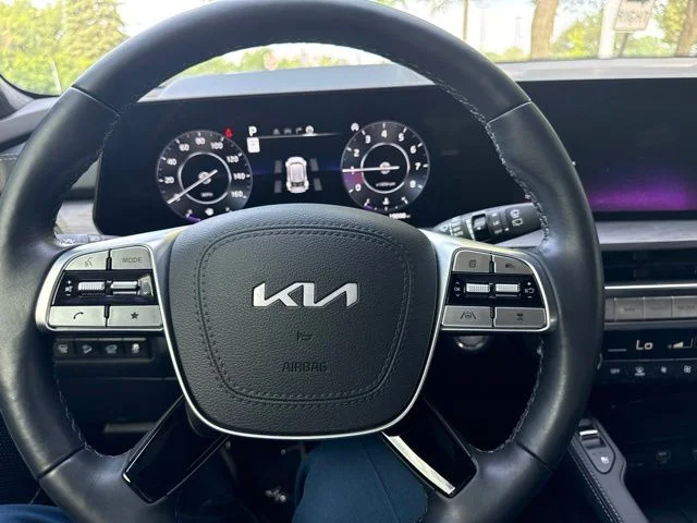 Used 2024 White Kia SX-Prestige X-Line image 24