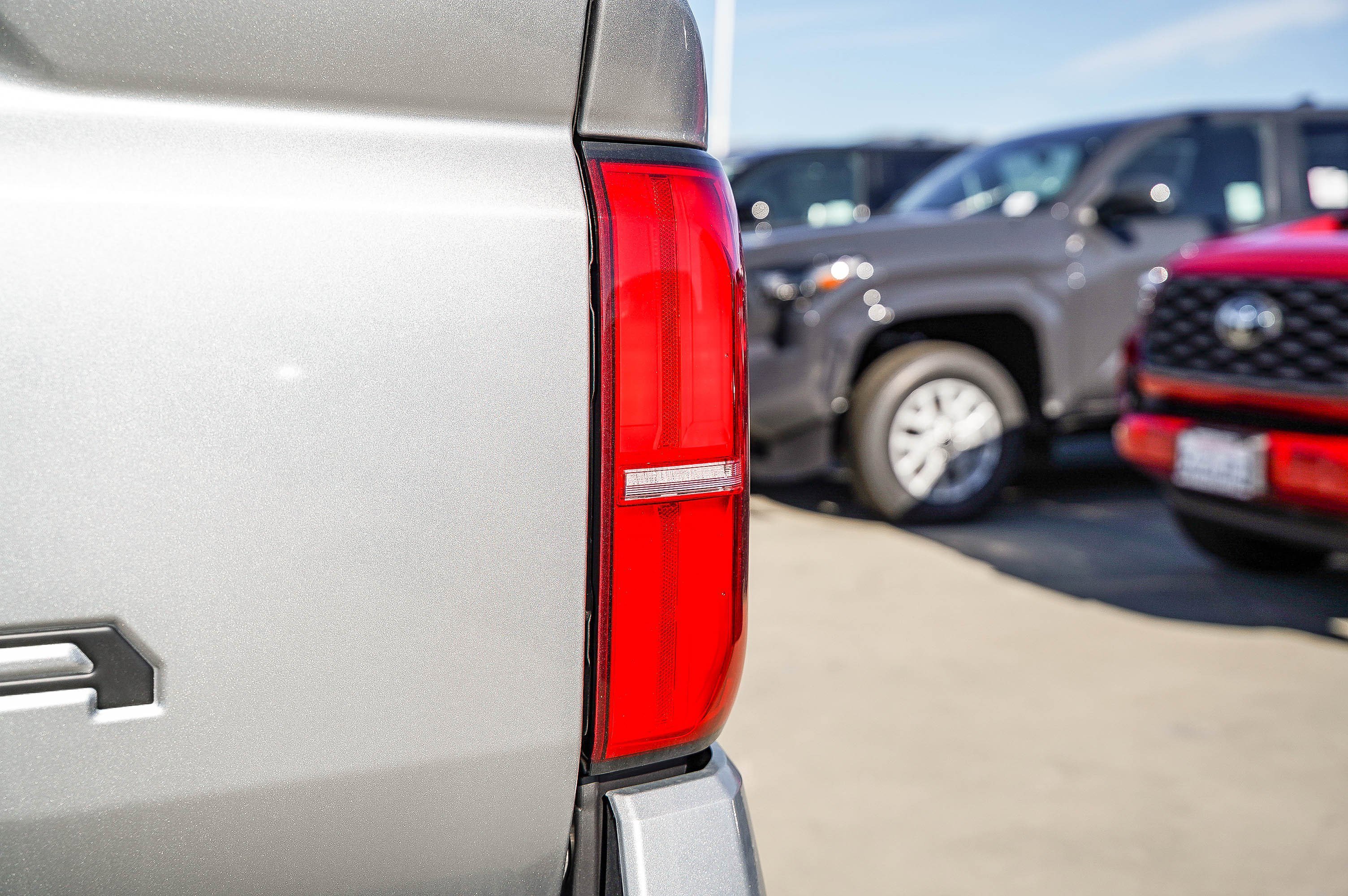 2026 Toyota Tacoma SR5 - Photo 11