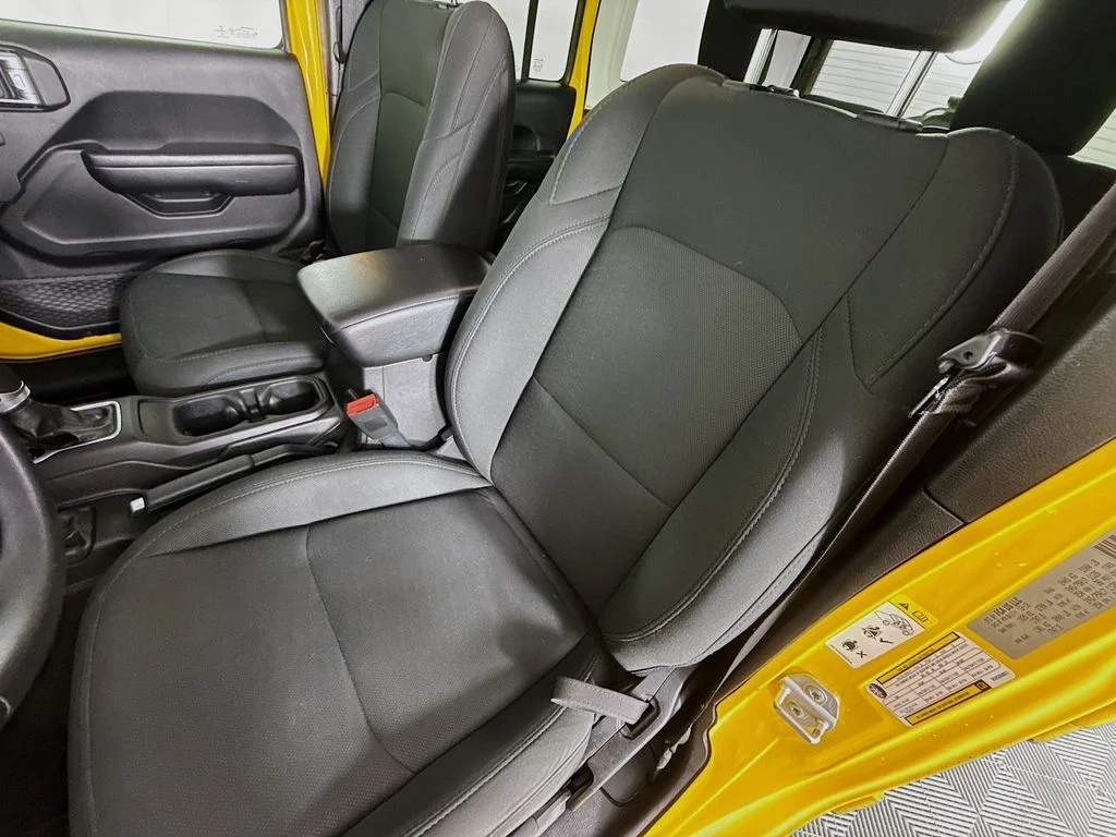 Used 2019 Hellayella Clearcoat Jeep Unlimited Sport S image 20