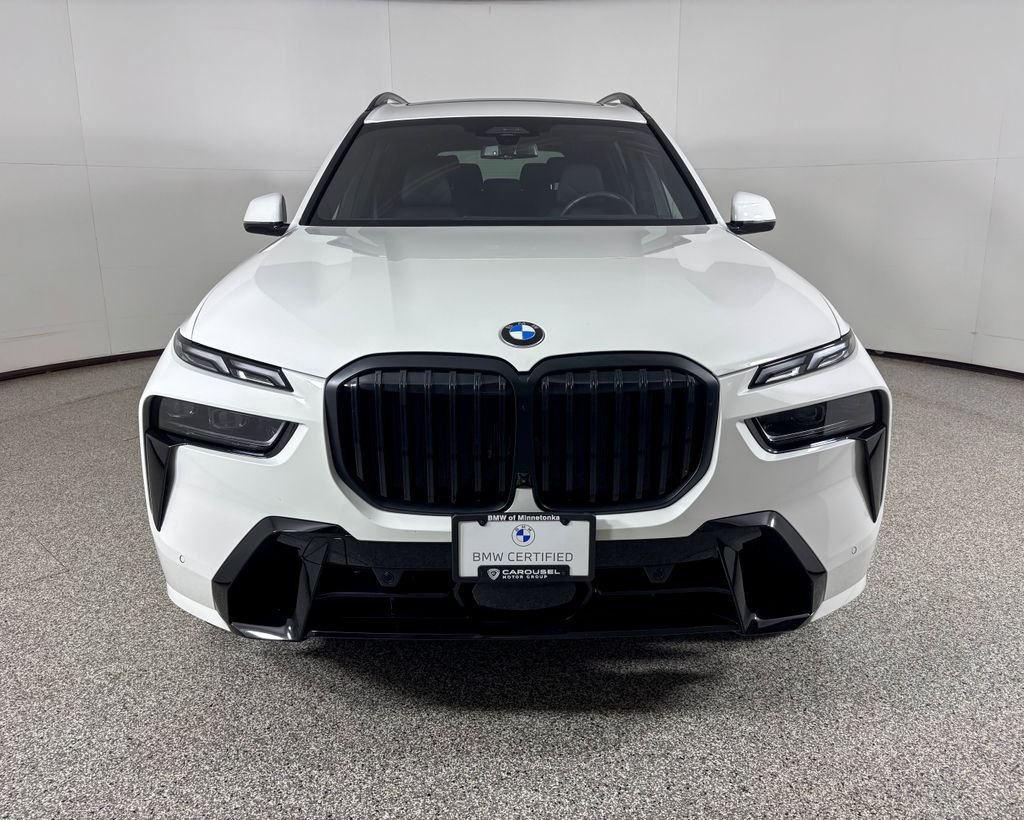 Certified Used 2026 White BMW xDrive40i image 3