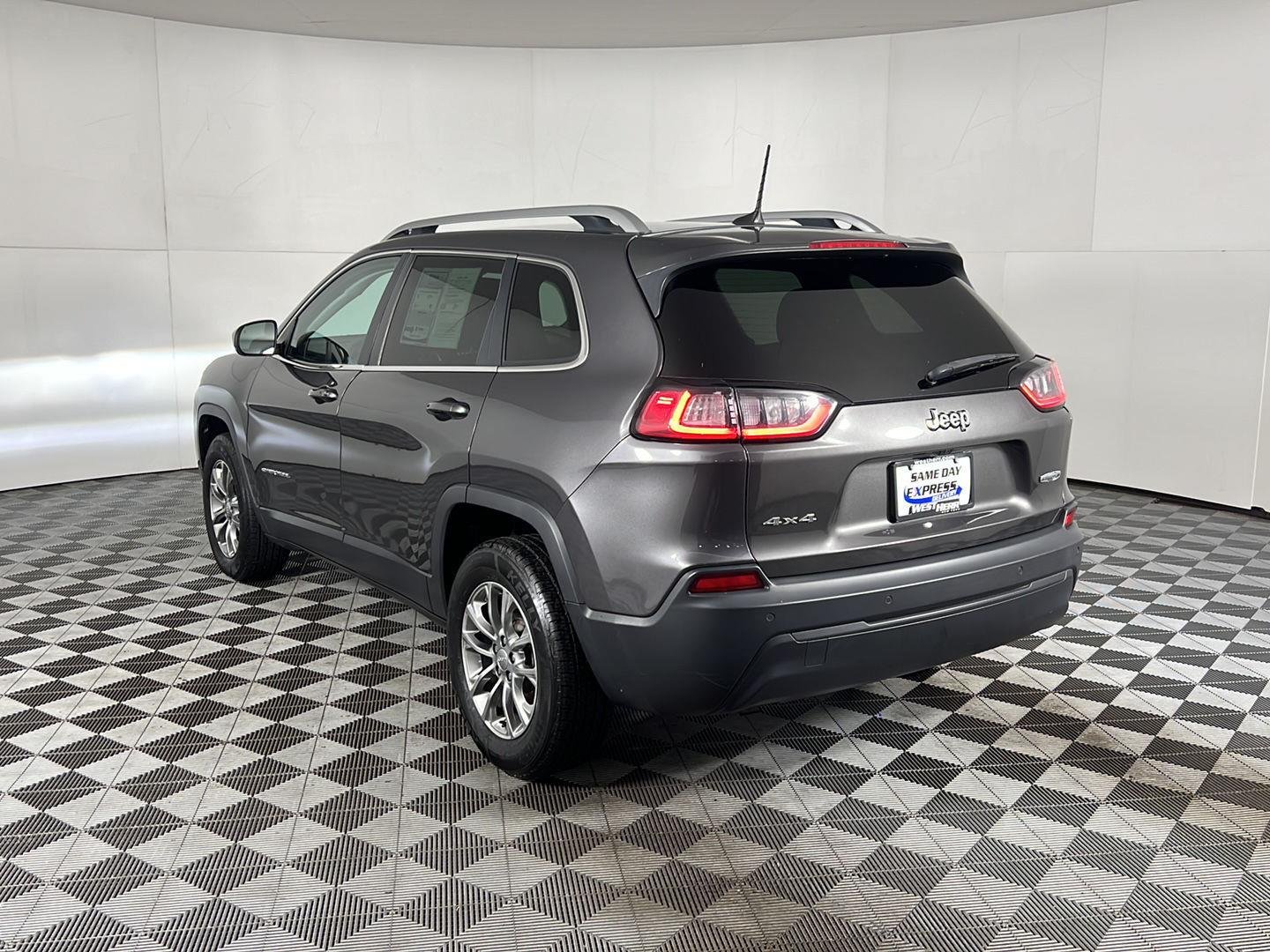 Used 2021 Gy Jeep Latitude plus image 25