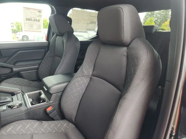 2026 Toyota Tacoma SR5 - Photo 17