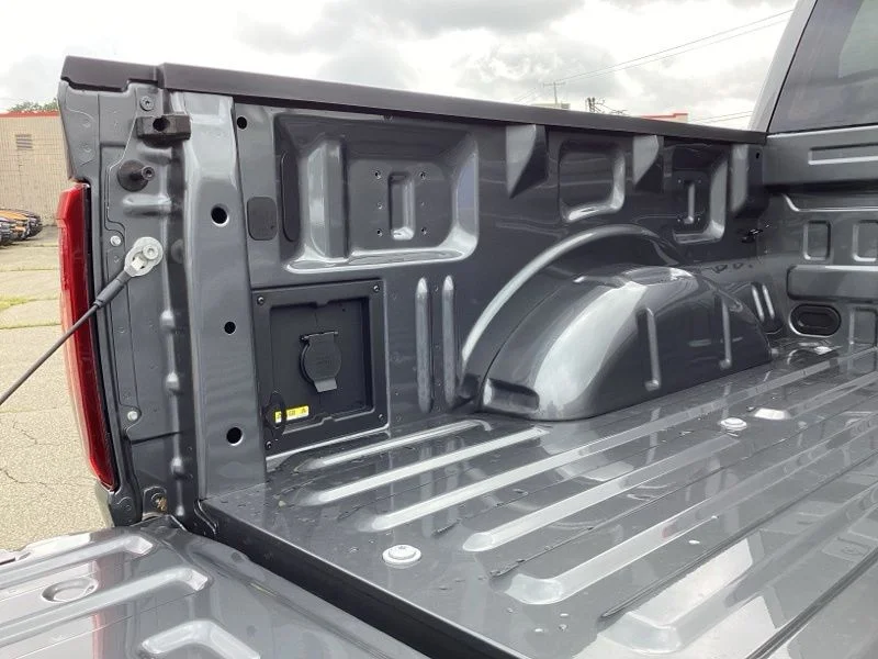 New 2026 Carbonized Gray Metallic Ford XLT image 14