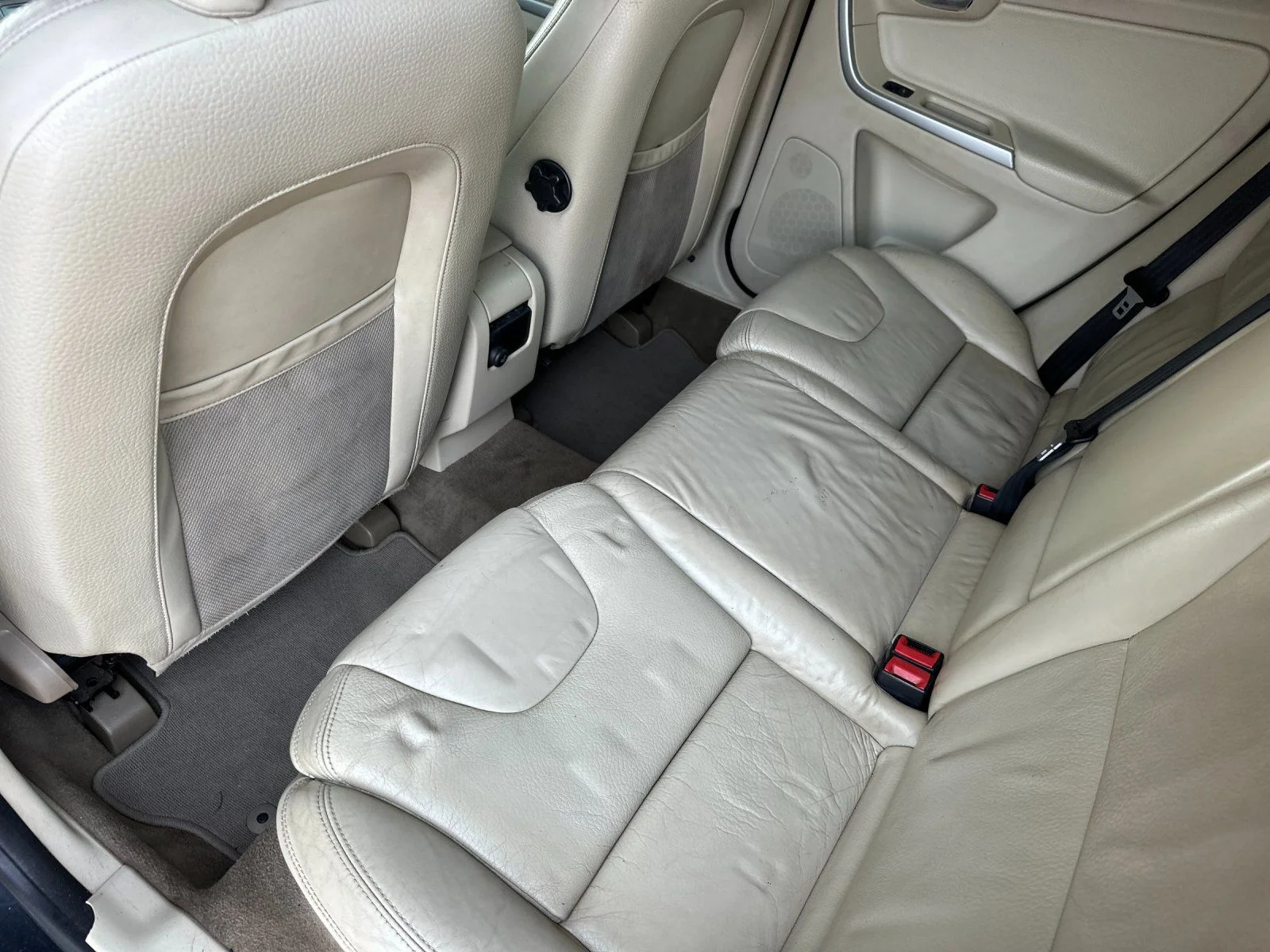 Used 2010  Volvo T6 image 12