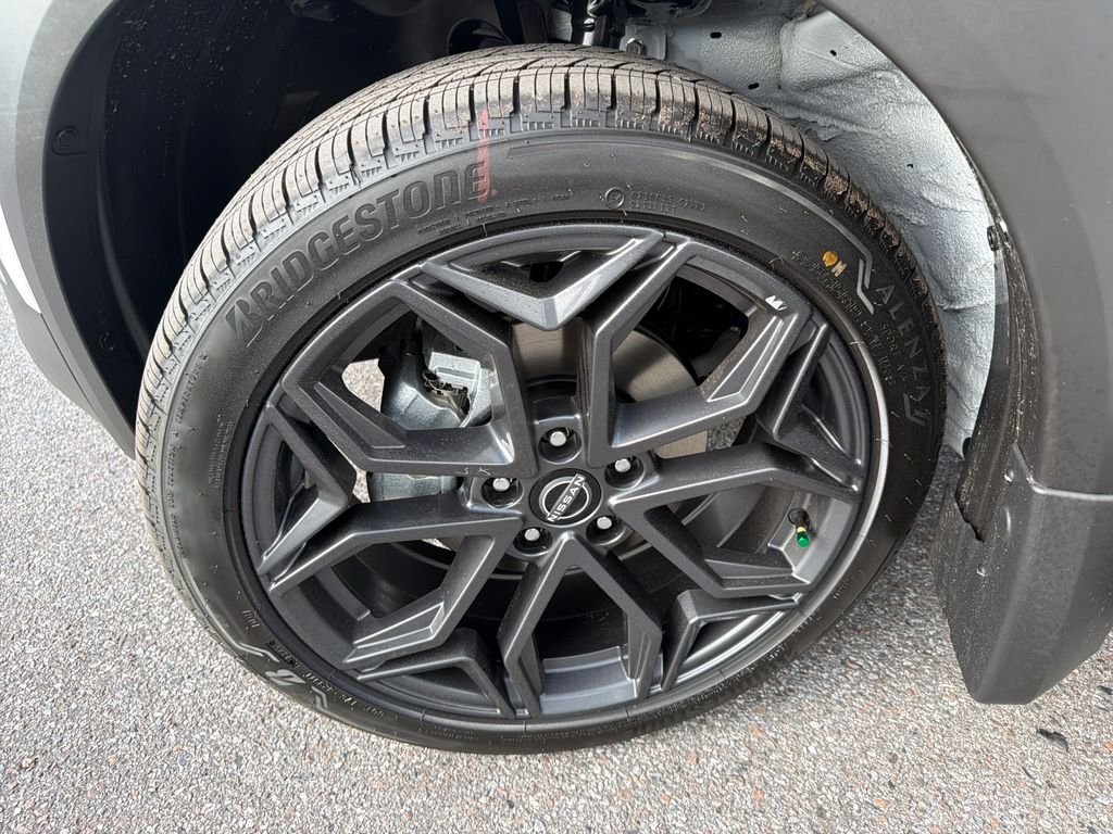 New 2026 Nissan Kicks SR 4D Sport Utility