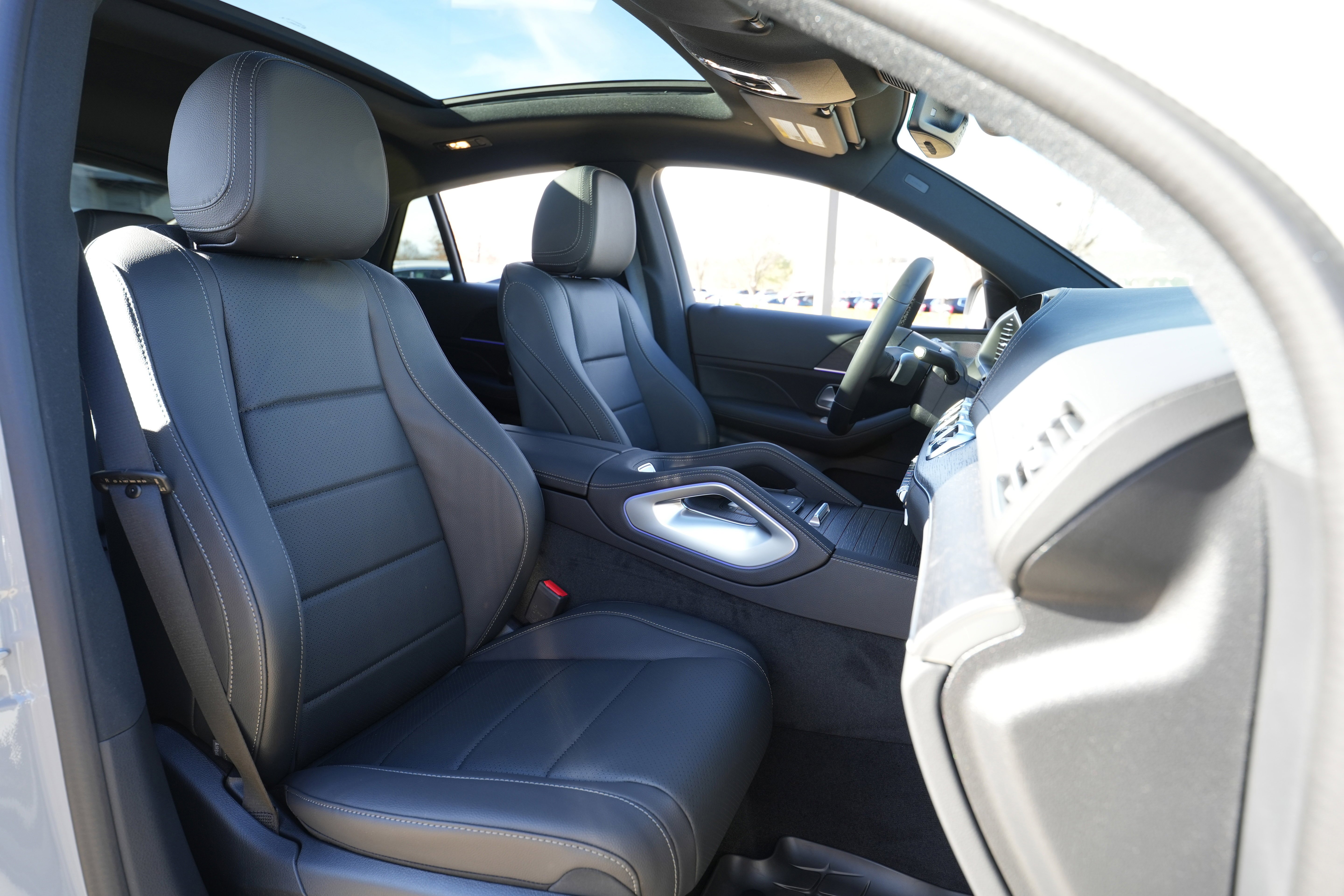 Certified Used 2026 MANUFAKTUR Alpine Gray Mercedes-Benz GLE 450 Coupe image 39