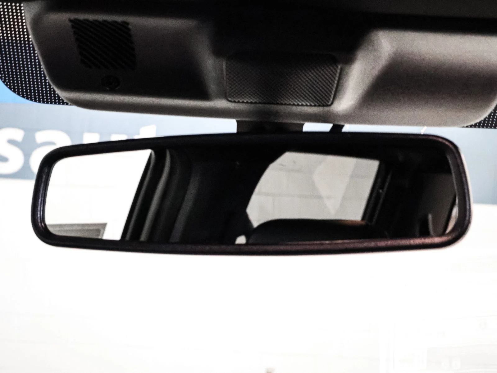 New 2026 Star White Metallic Tri-Coat Ford Lariat® image 32
