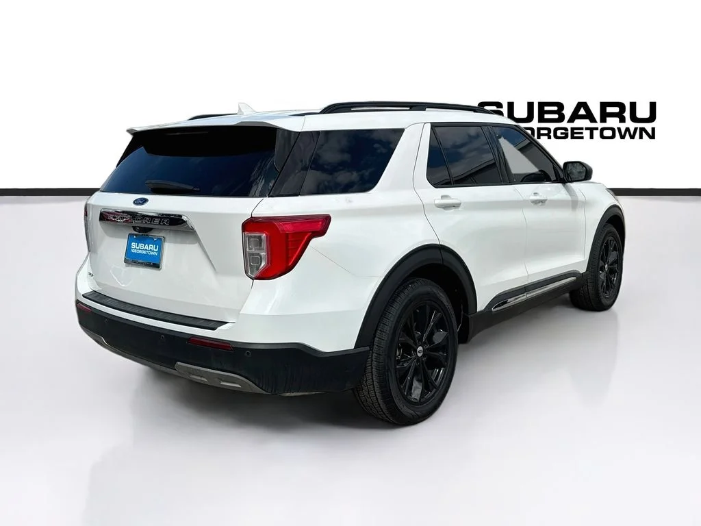 Used 2022 White Ford XLT image 7