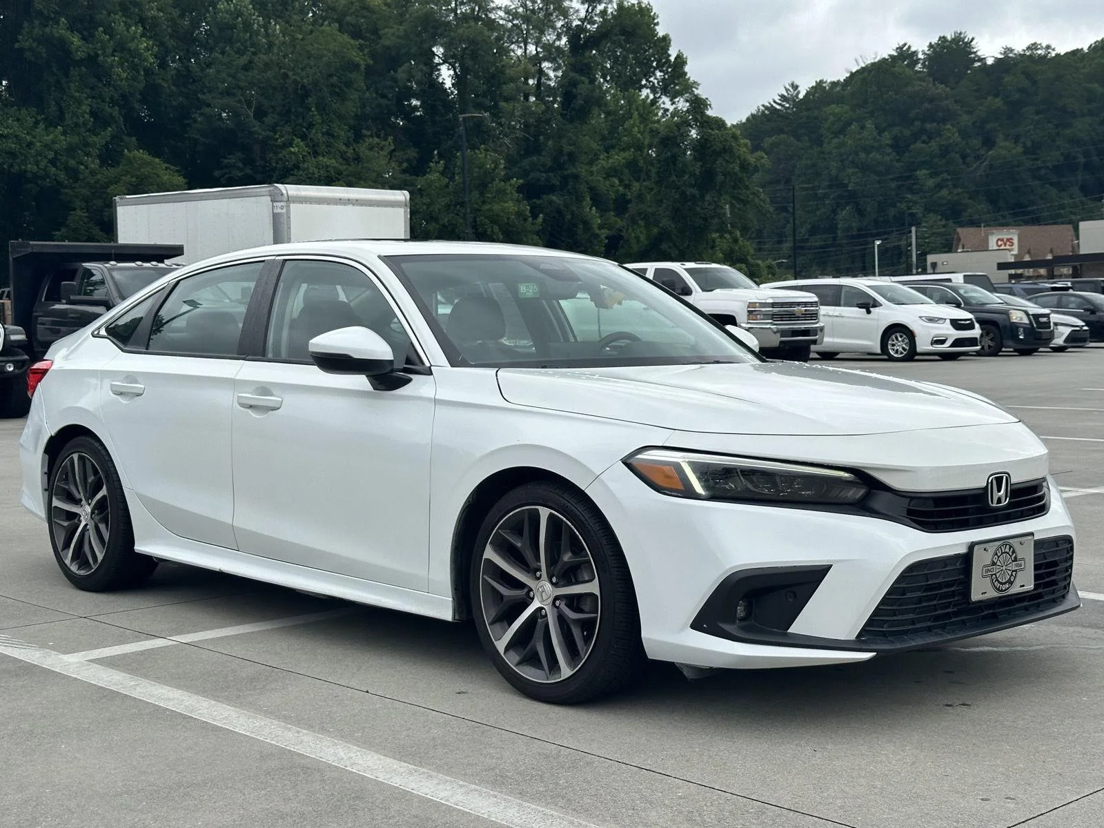 Used 2022 Platinum White Pearl Honda Touring image 1