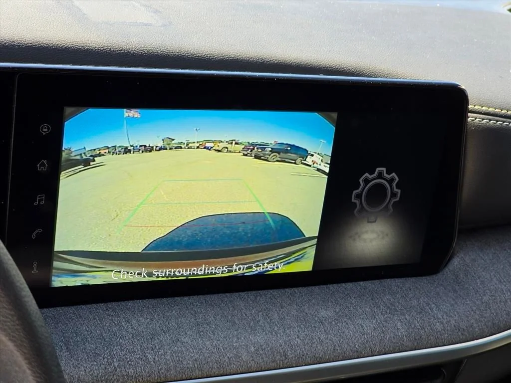 Used 2025 Red Nissan SV image 5