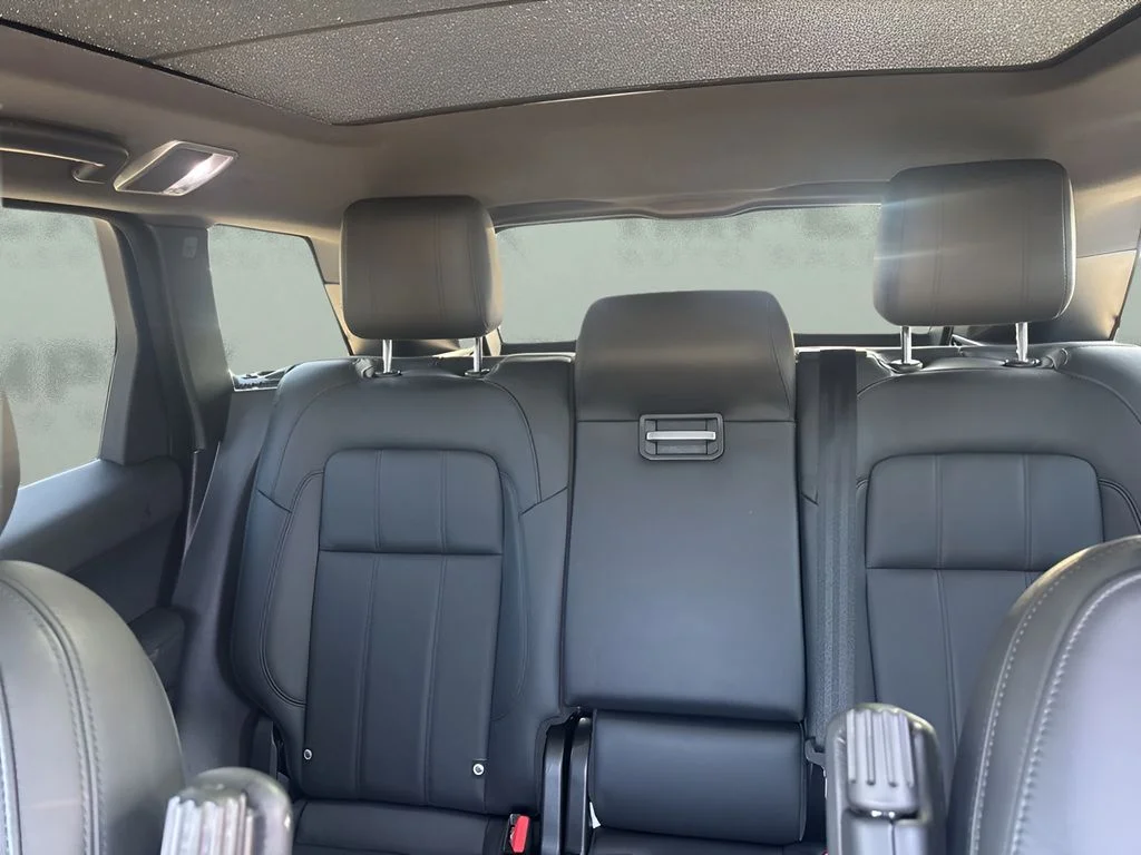 Used 2020 Black Land Rover HSE image 12
