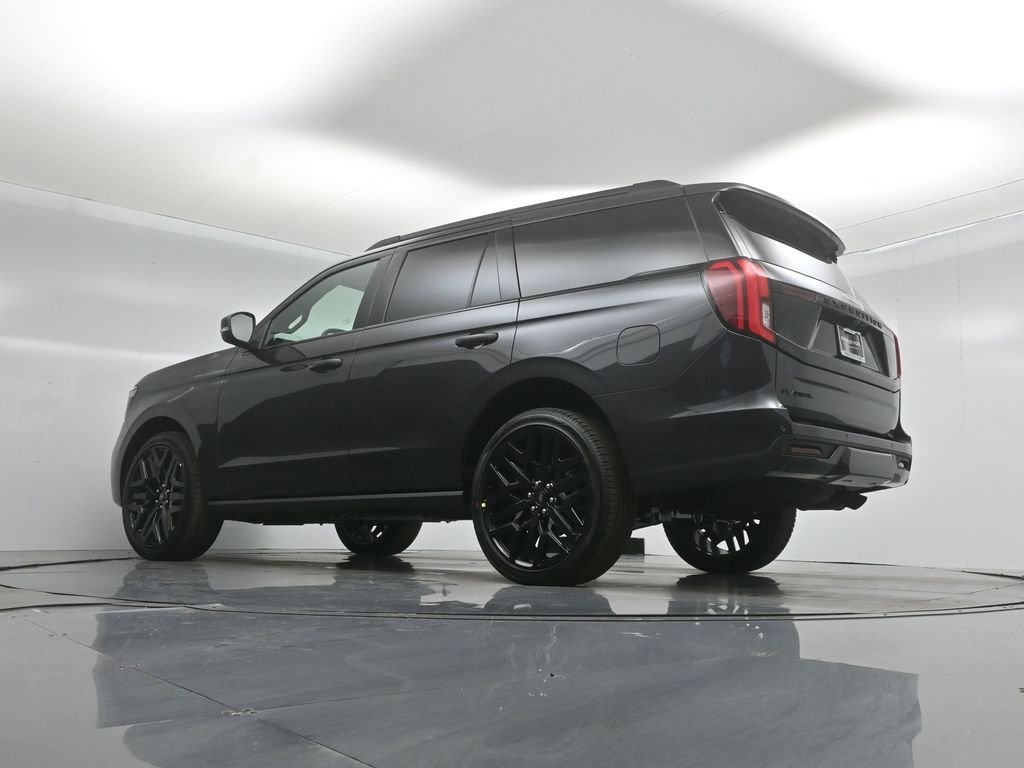 New 2026 Dark Matter Gray Metallic Ford Platinum image 53