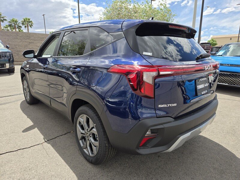 New 2026 Dark Ocean Blue Kia LX image 4