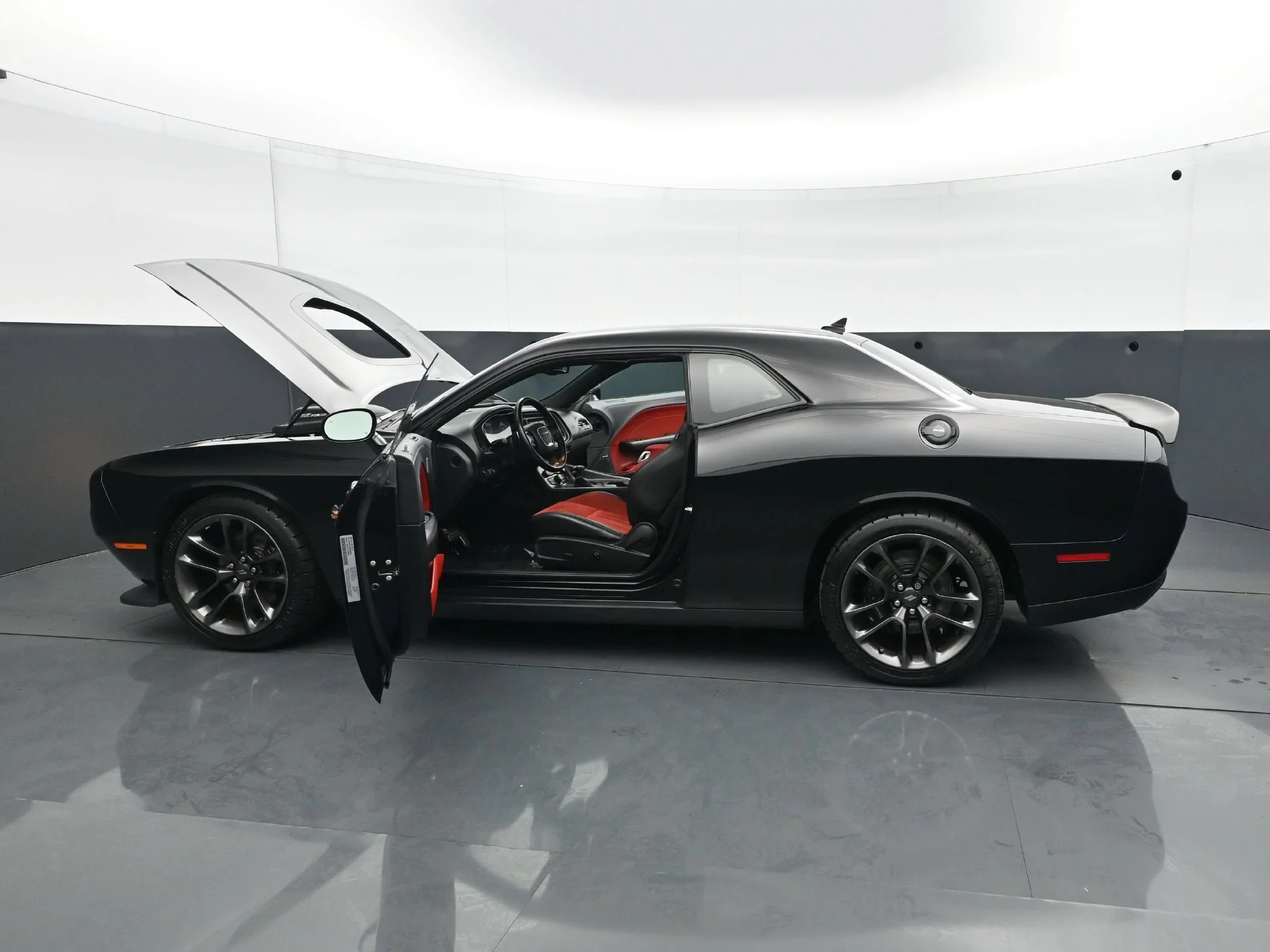 Used 2021 Pitch Black Clearcoat Dodge R/T Scat Pack image 33