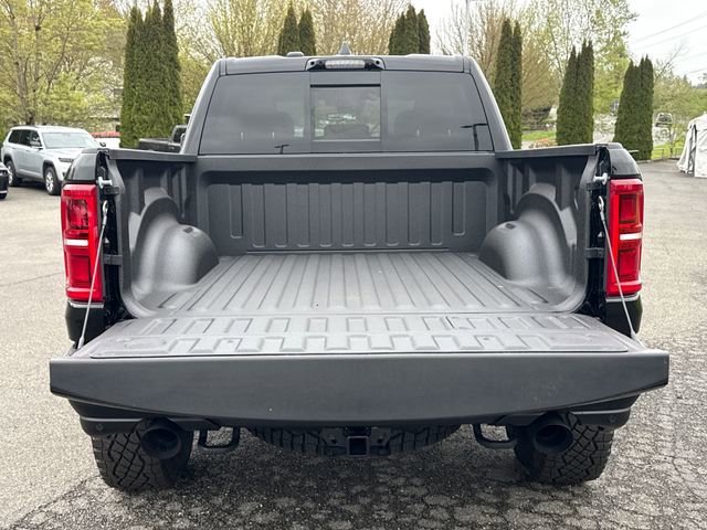 New 2026 Diamond Black Crystal Pearl-Coat Exterior Paint RAM RHO image 6