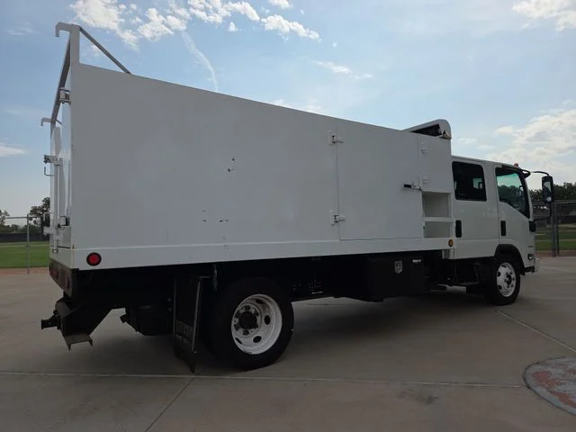 Used 2023 White Chevrolet Base image 7