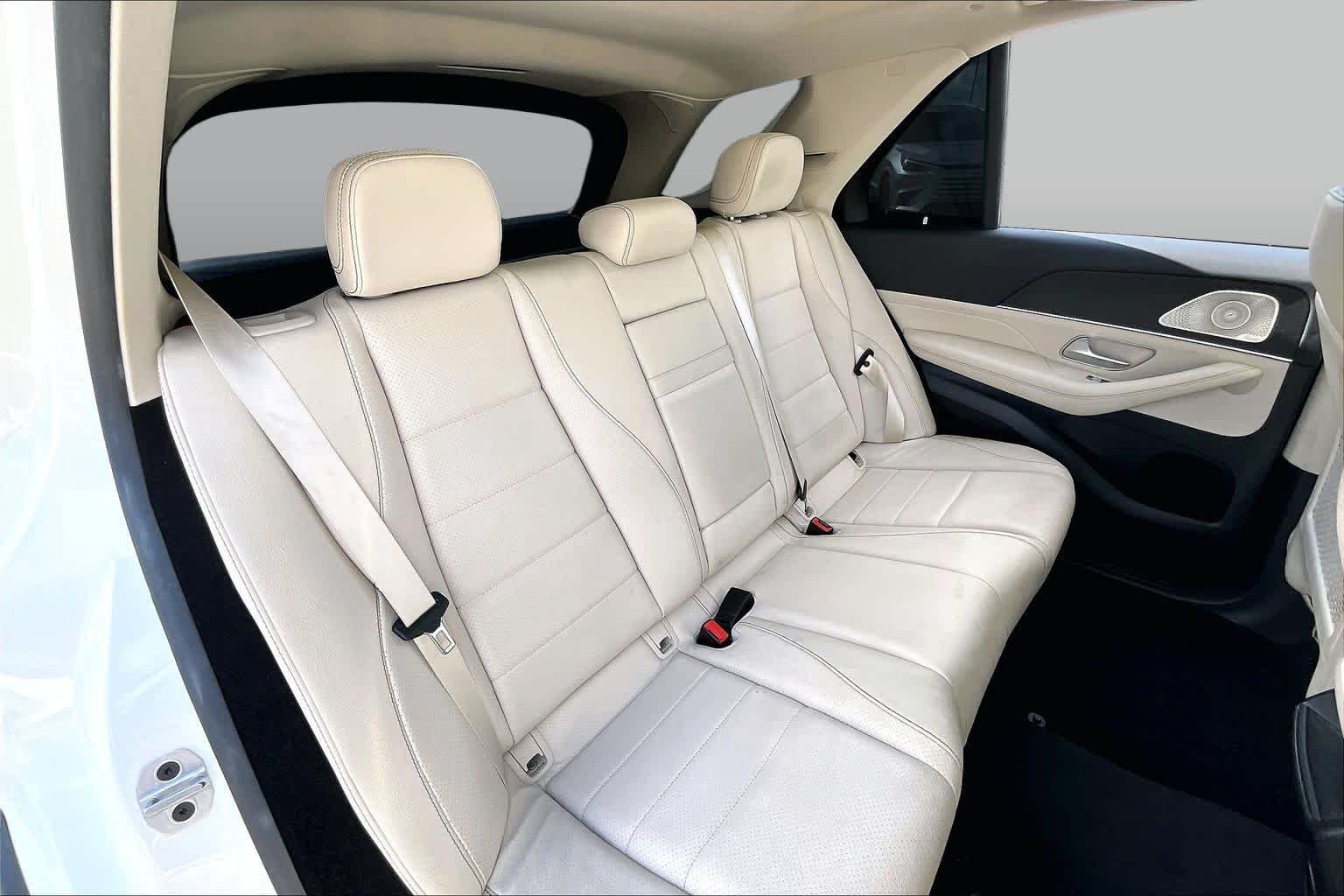 Used 2022 MANUFAKTUR Diamond White Bright Mercedes-Benz GLE 350 image 18
