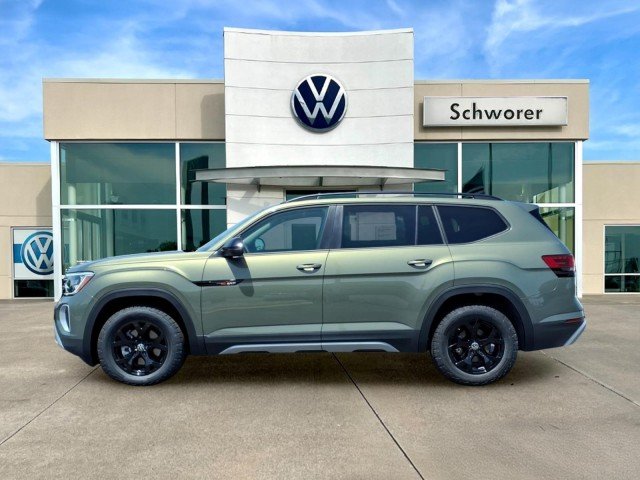 2026 Volkswagen Atlas 2.0T Atlas Peak Edition 4MOTION's photo