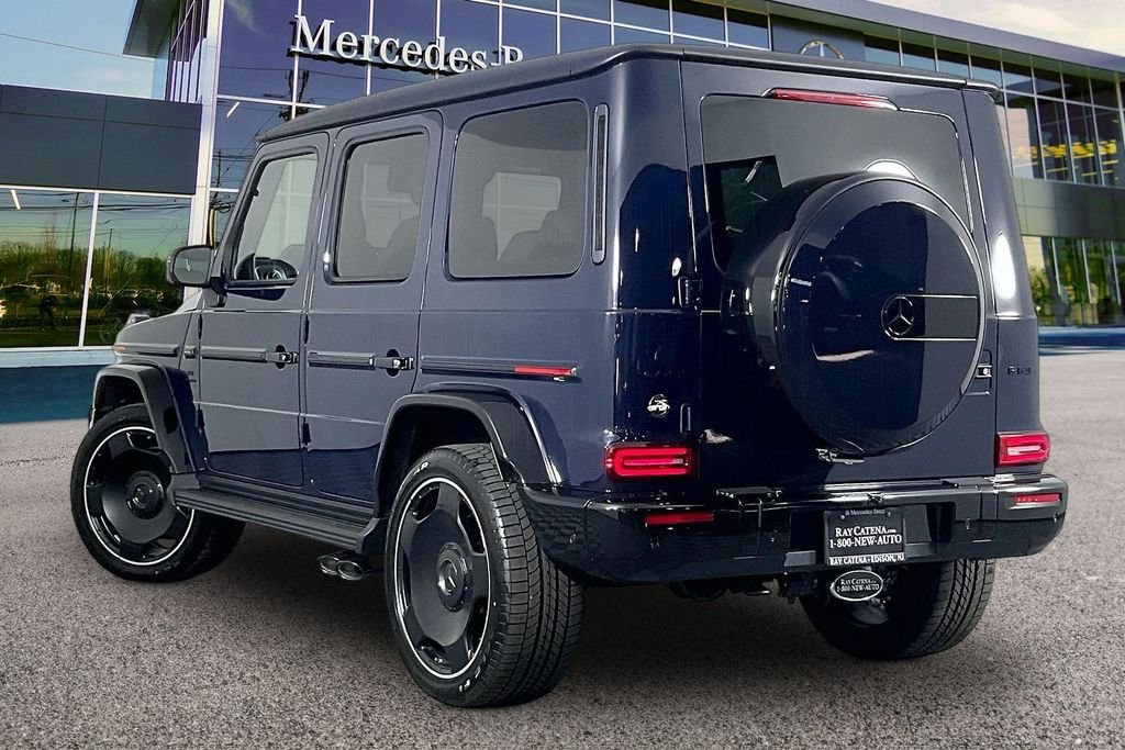 New 2027 MANUFAKTUR Dark Blue Non-Metallic Mercedes-Benz AMG® G 63 SUV image 3
