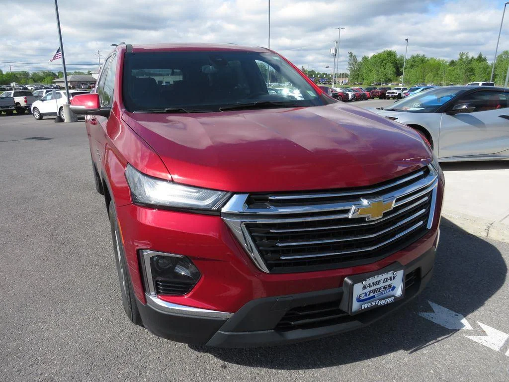 Used 2023 Radiant Red Chevrolet LT image 4