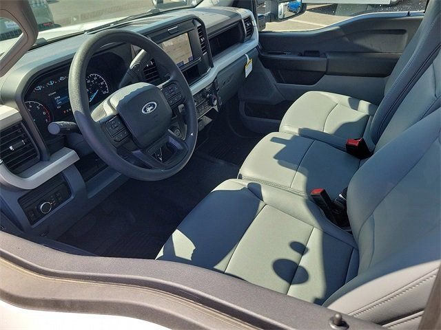 New 2026 Oxford White Ford F-250® XL image 3