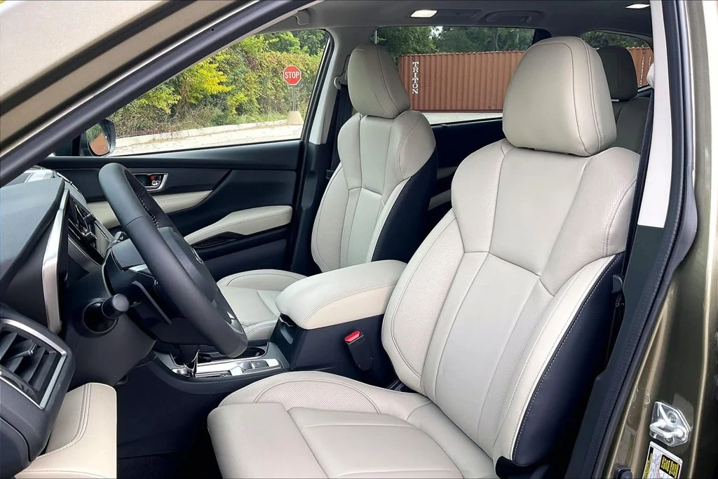 New 2027 AUTUMN GREEN METALLIC Subaru Limited 8-Passenger image 9