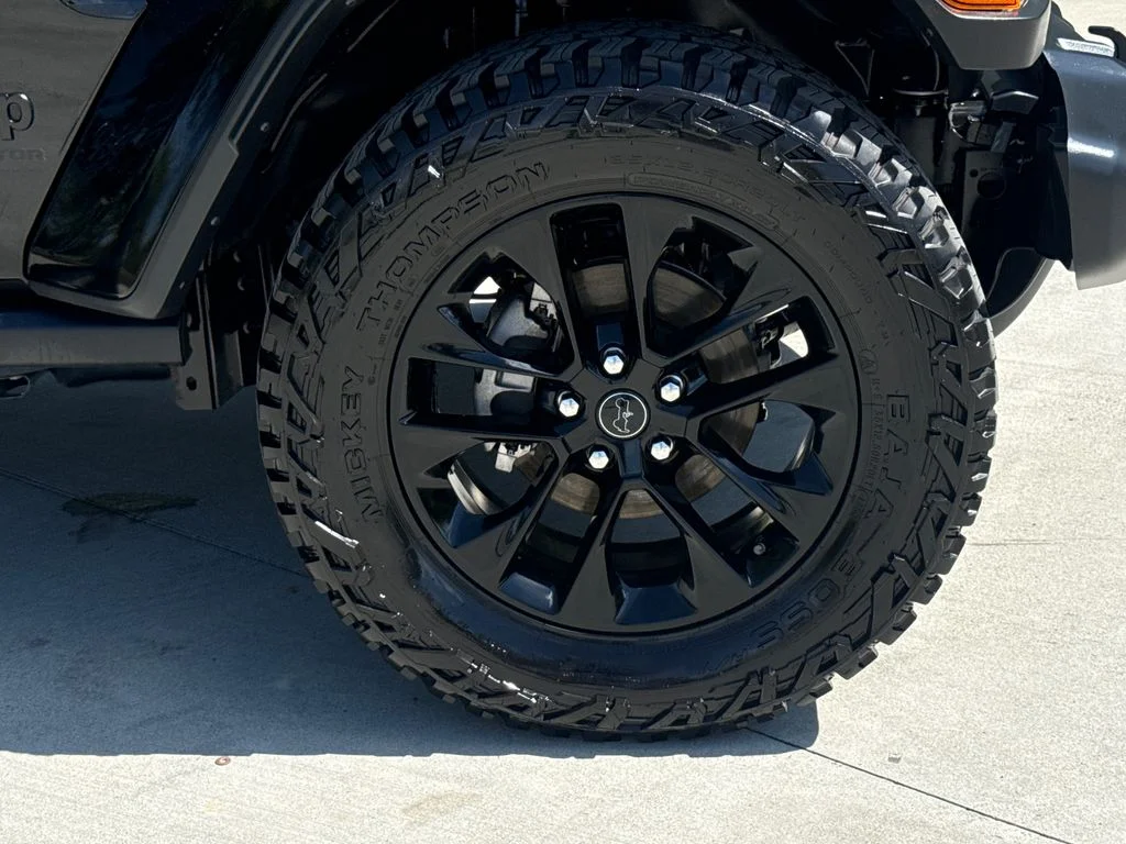 Used 2025 Black Clearcoat Jeep Nighthawk image 11