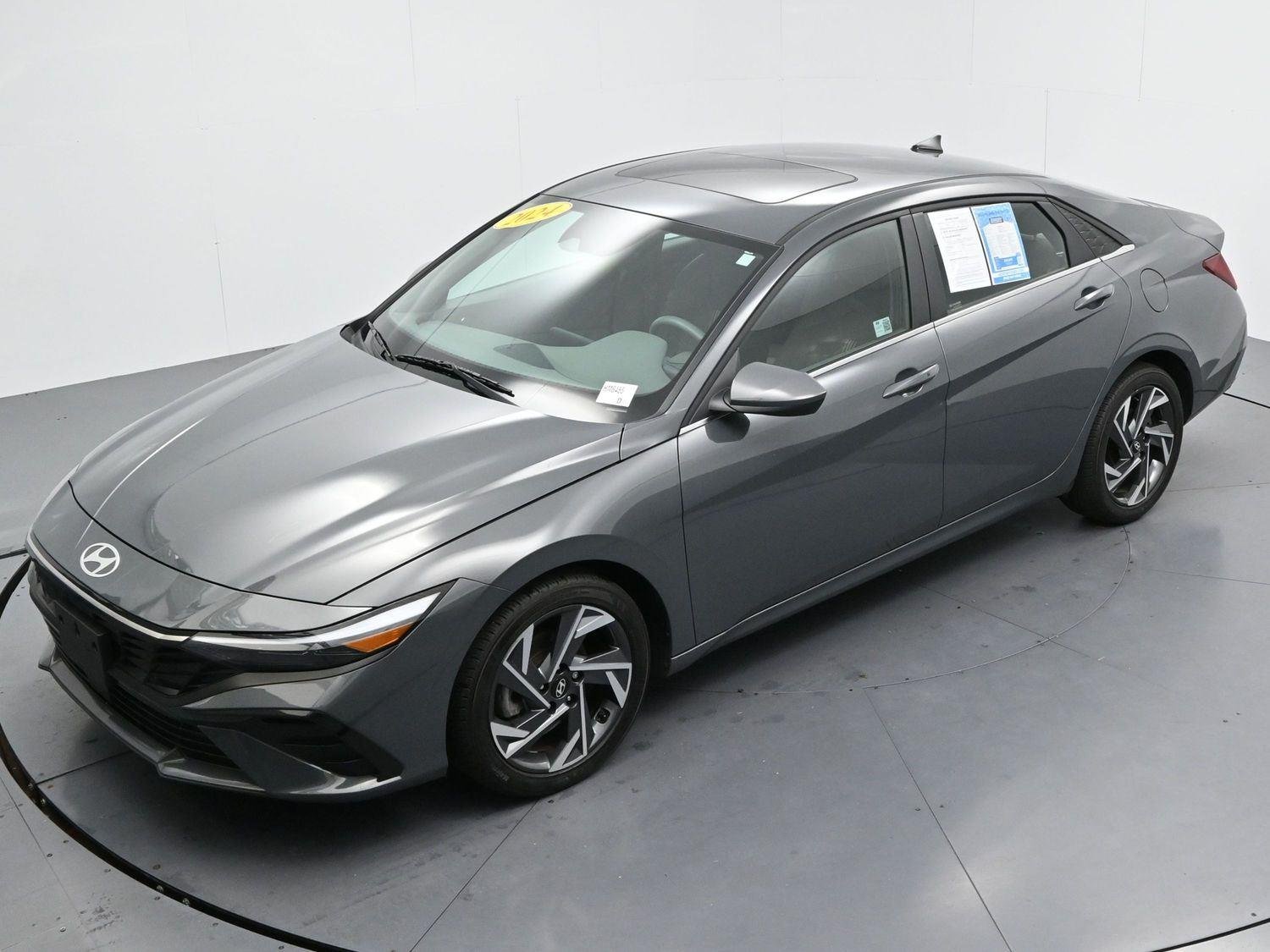 Used 2024 Ecotronic Gray Hyundai SEL image 41
