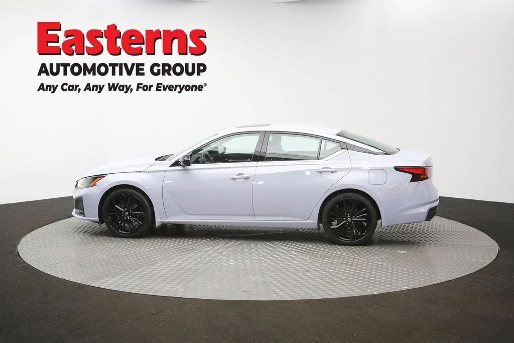 Used 2023 Gray Nissan 2.5 SR image 62