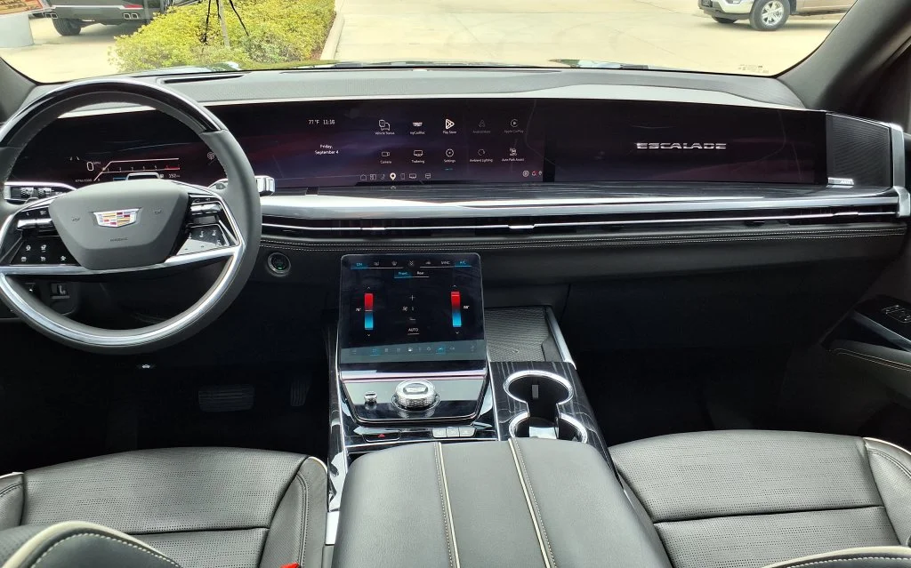 Used 2025 Black Cadillac Sport image 23