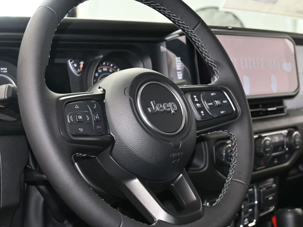 New 2026 Black Clear-Coat Exterior Paint Jeep Sport S image 13