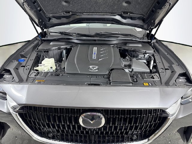 Used 2025 Gray Mazda Preferred image 31