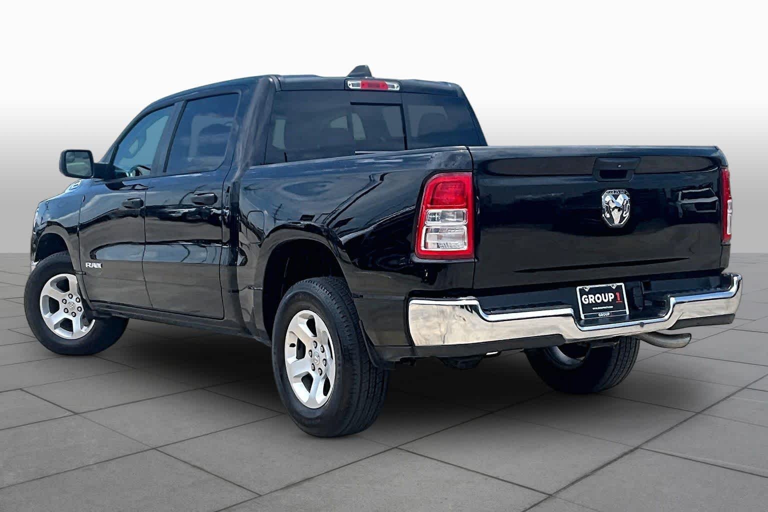 Used 2019 Diamond Black Crystal Pearlcoat Ram Tradesman image 12