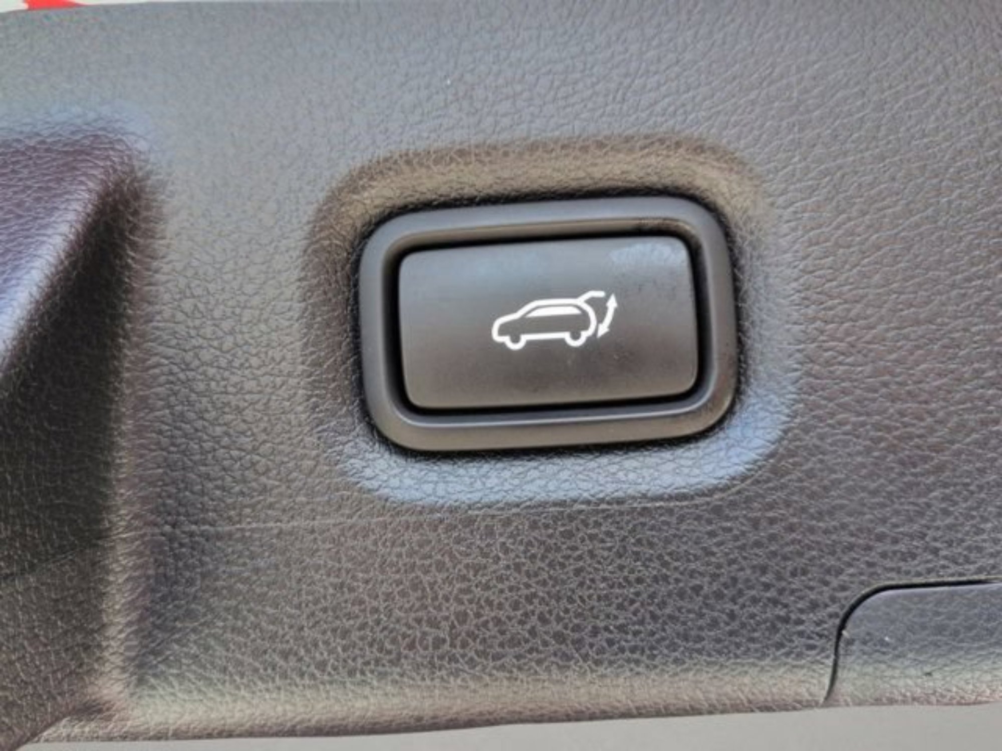 Used 2023 Calypso Red Hyundai Limited image 11