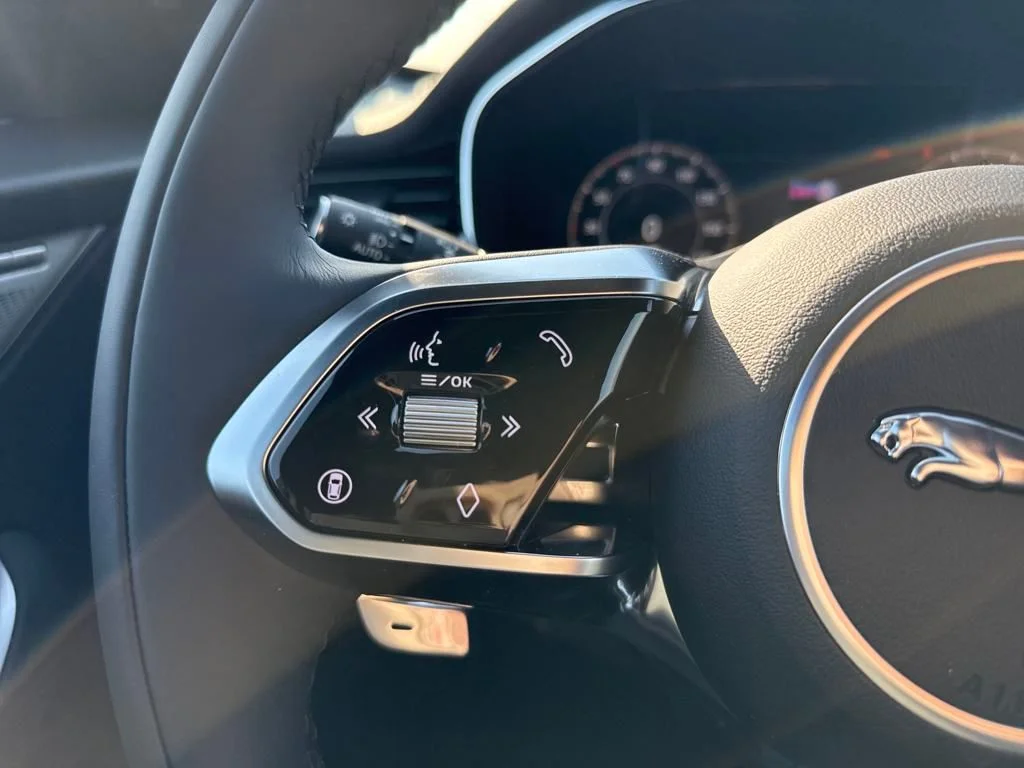 2026 Jaguar F-Pace R-Dynamic S - Photo 20