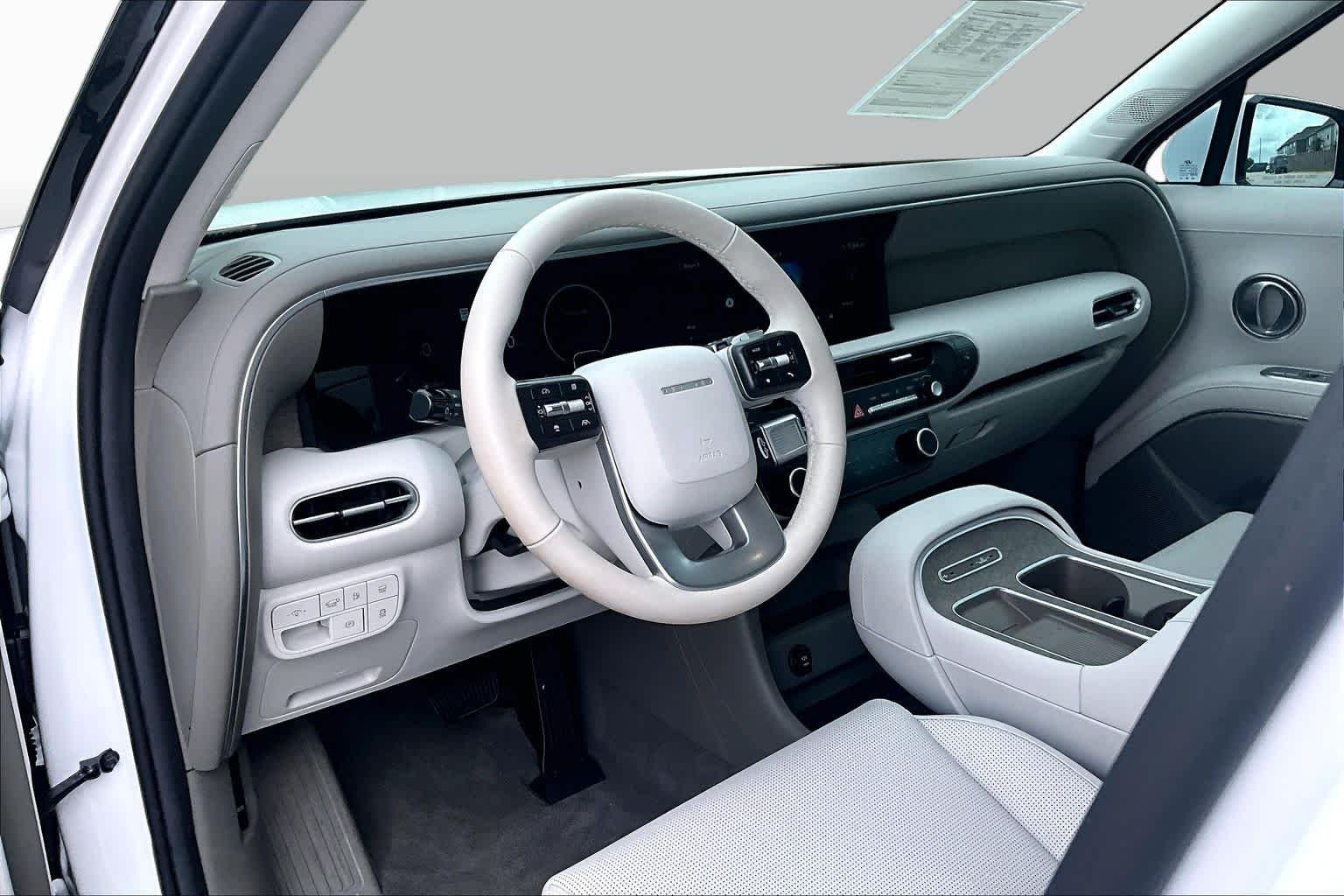 Used 2026 Creamy White Pearl Hyundai Blue SEL Premium 7P image 18
