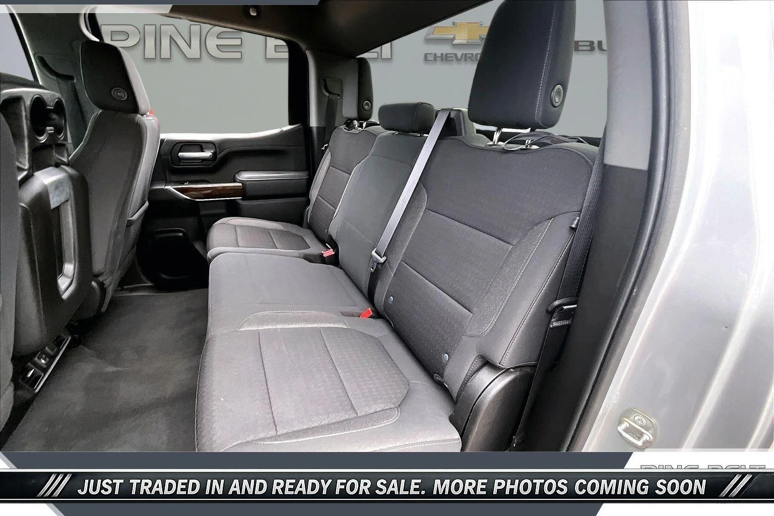 Used 2021 Silver GMC SLE image 20