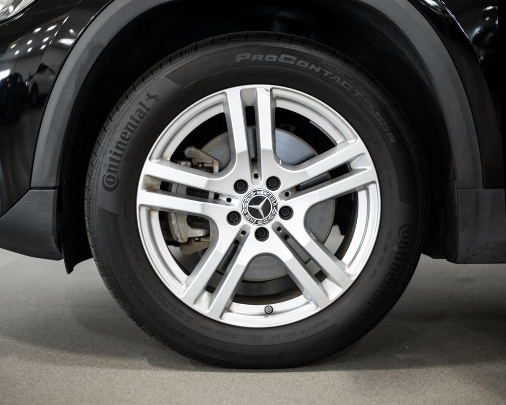 Certified Used 2023 Black Mercedes-Benz GLA 250 image 4