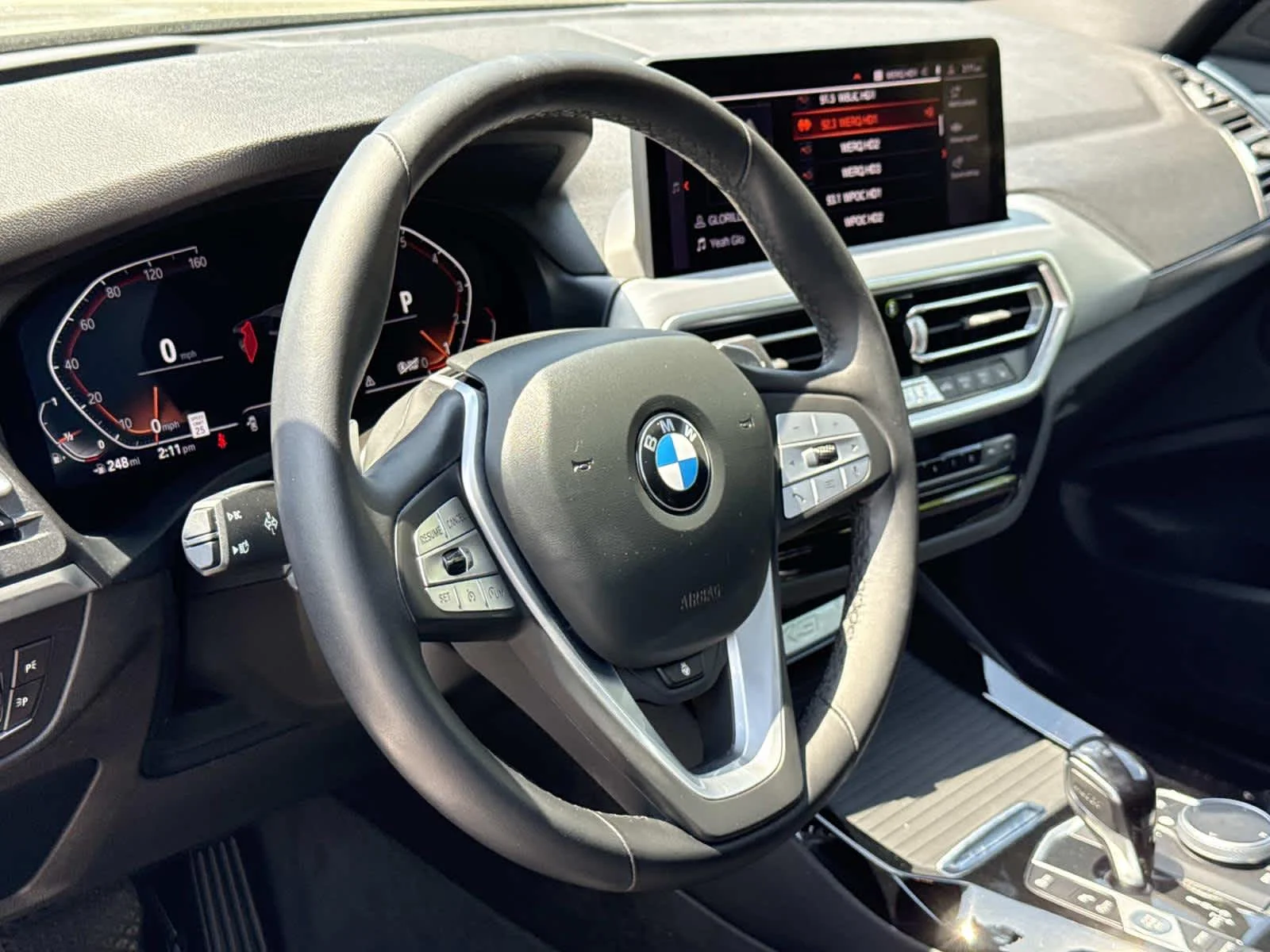Used 2024 Black Sapphire Metallic BMW xDrive30i image 2