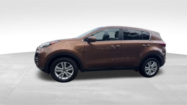 Used 2018 Brown Kia LX image 10